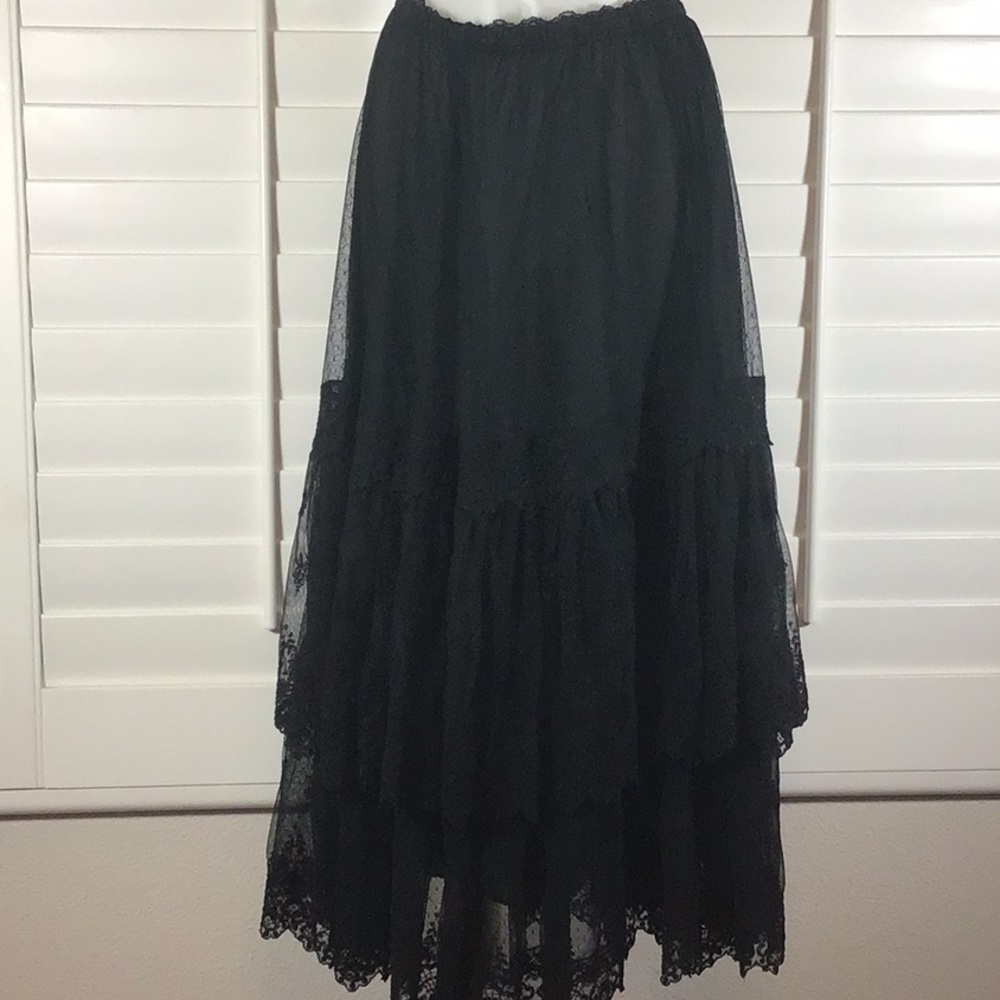 Barbara Bowman layered lace skirt